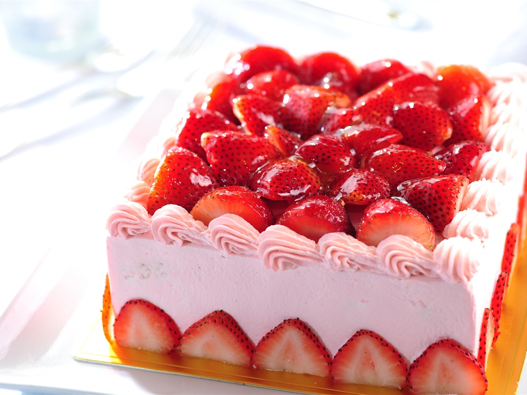 Délicieux gâteau fraises fonds d'écran HD #7 - 1024x768