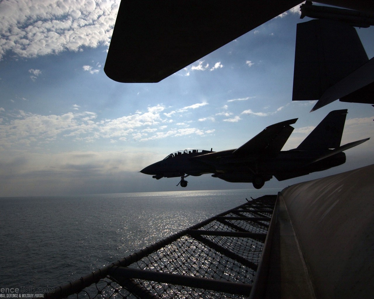 U. S. Navy F14 Tomcat bojovník #43 - 1280x1024