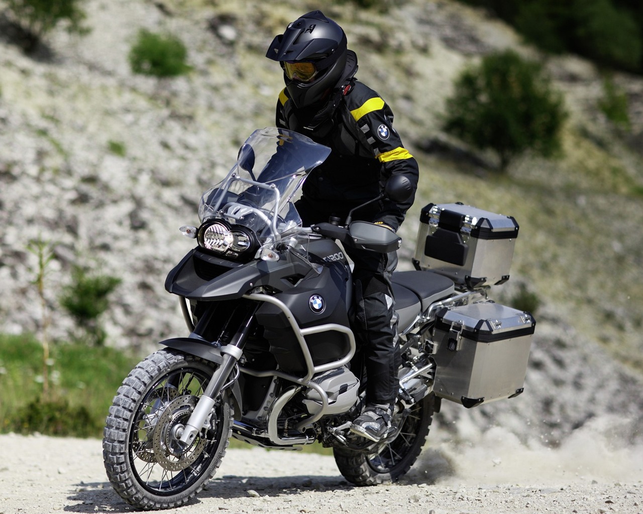 2010 fonds d'écran de motos BMW #11 - 1280x1024