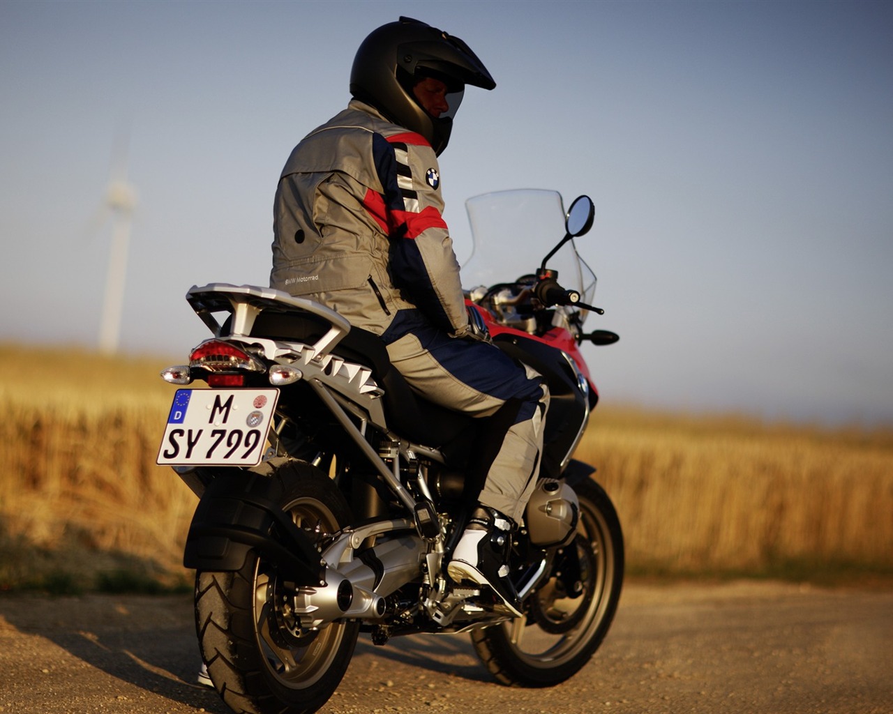 2010 fonds d'écran de motos BMW #14 - 1280x1024