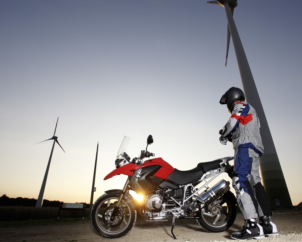2010 fonds d'écran de motos BMW #15 - 1280x1024