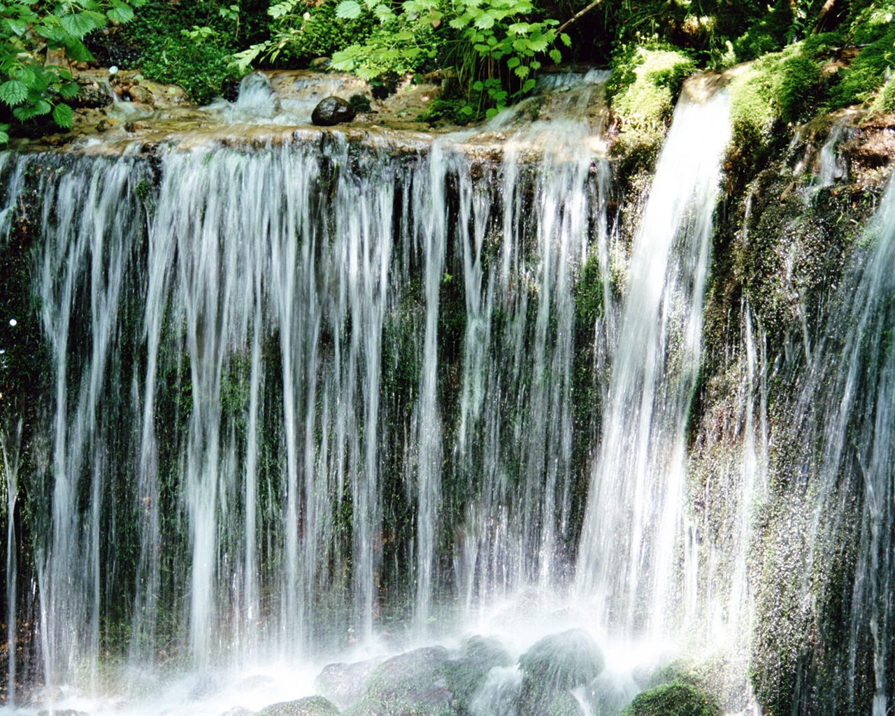 滝は、HD画像ストリーム #3 - 1280x1024