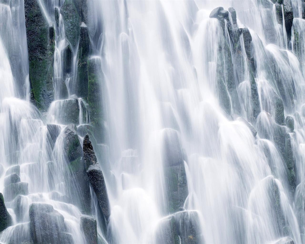 滝は、HD画像ストリーム #14 - 1280x1024