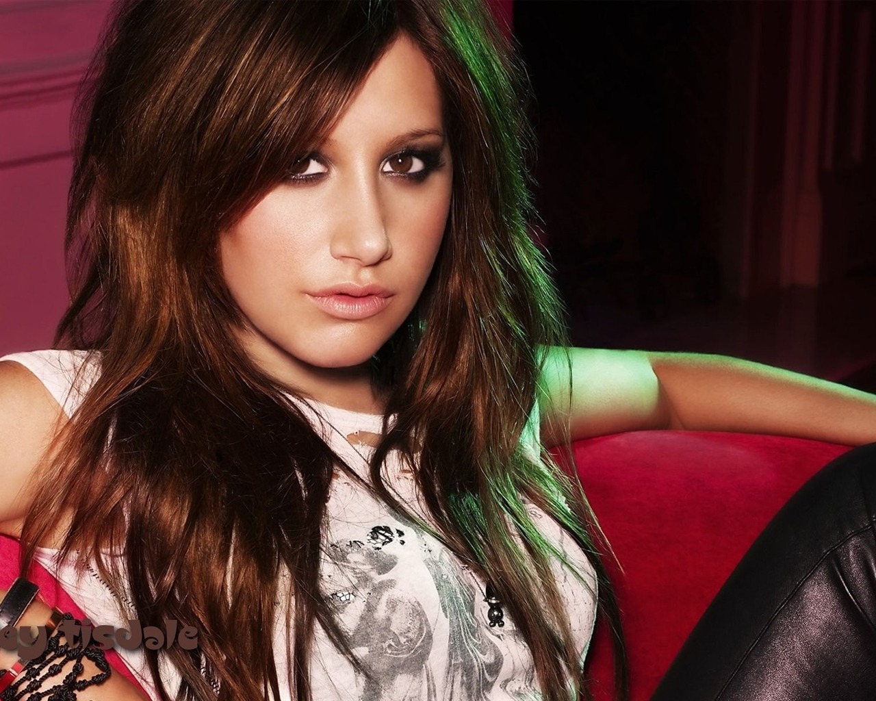 Ashley Tisdale beau fond d'écran (1) #15 - 1280x1024