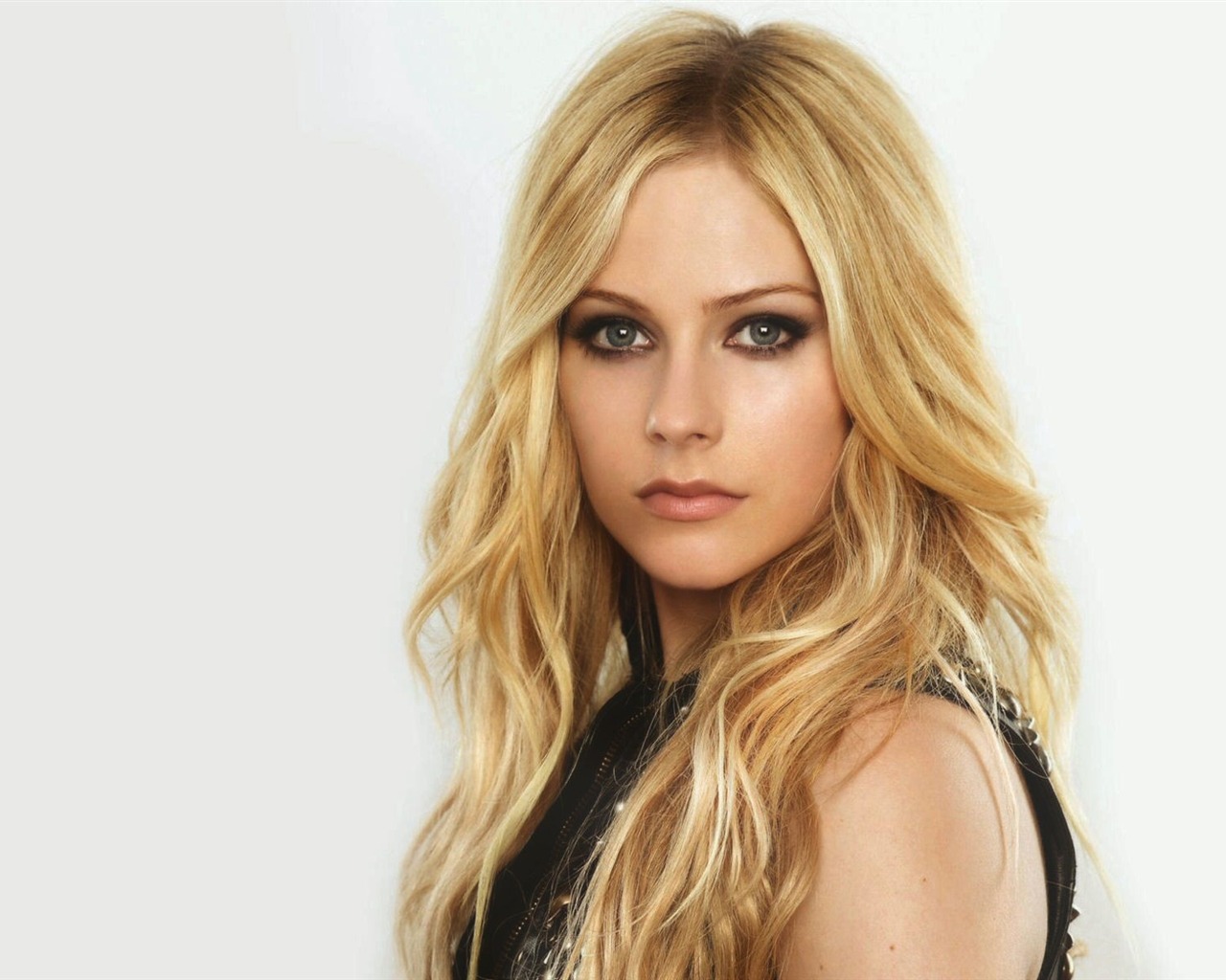Avril Lavigne krásnou tapetu (2) #8 - 1280x1024