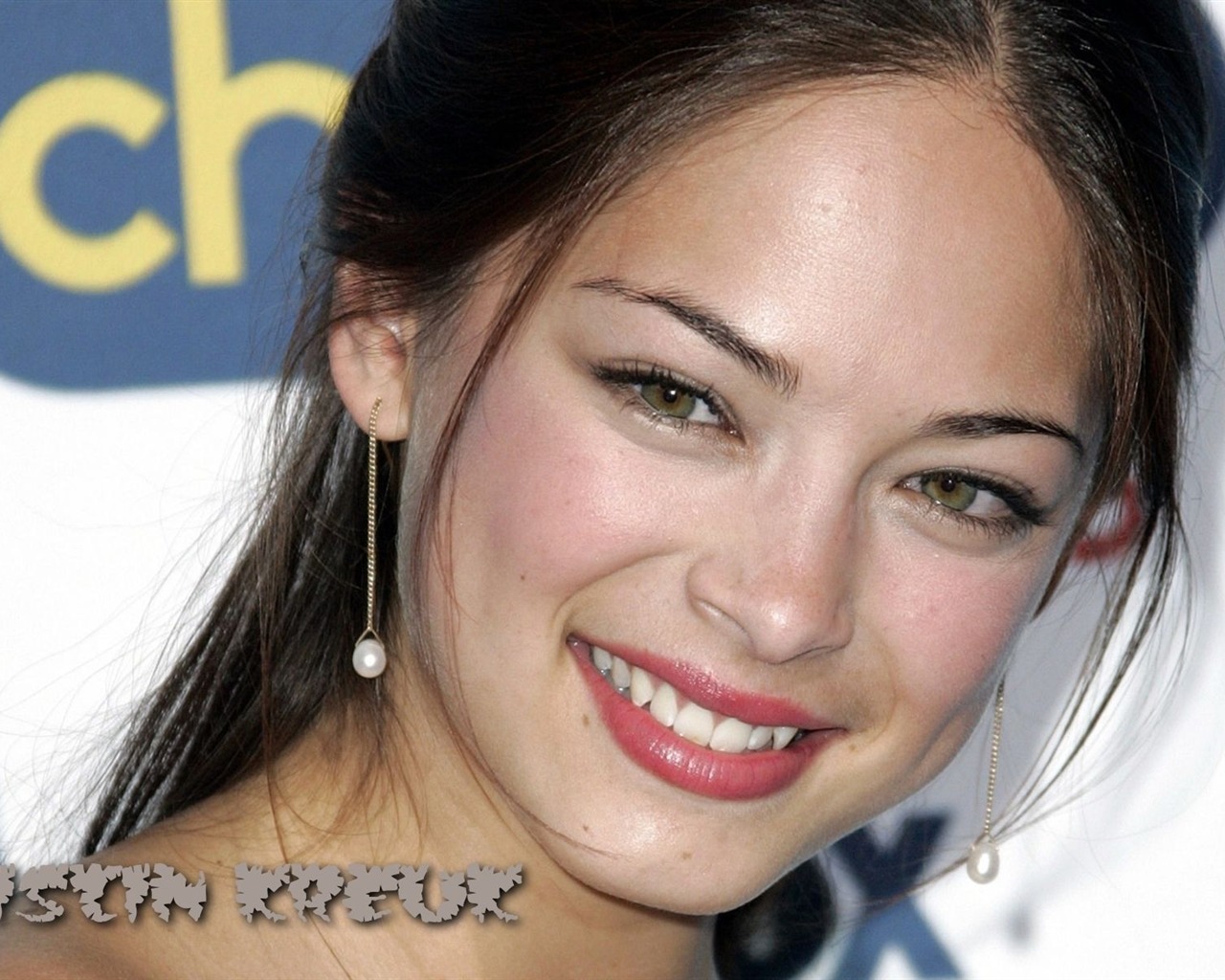 Kristin Kreuk beau fond d'écran #3 - 1280x1024