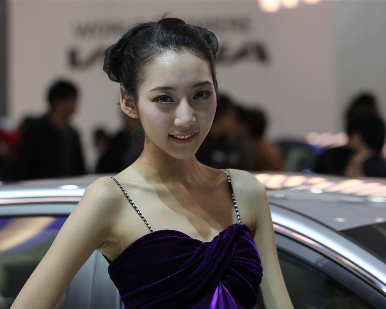 2010 v Pekingu Mezinárodním autosalonu krása (1) (vítr honí mraky práce) #21 - 1280x1024
