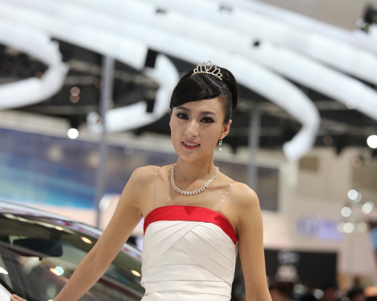 2010 v Pekingu Mezinárodním autosalonu krása (1) (vítr honí mraky práce) #27 - 1280x1024