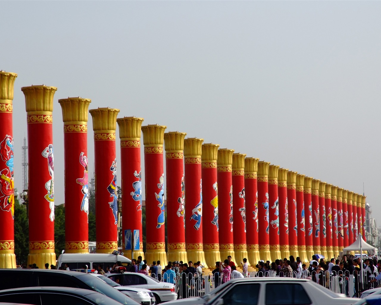 Costumes, Tiananmen Square (rebar works) #6 - 1280x1024