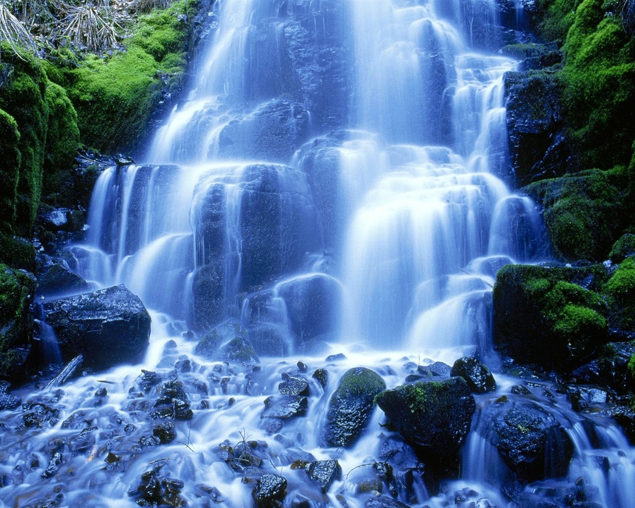 Waterfall streams wallpaper (3) #11 - 1280x1024