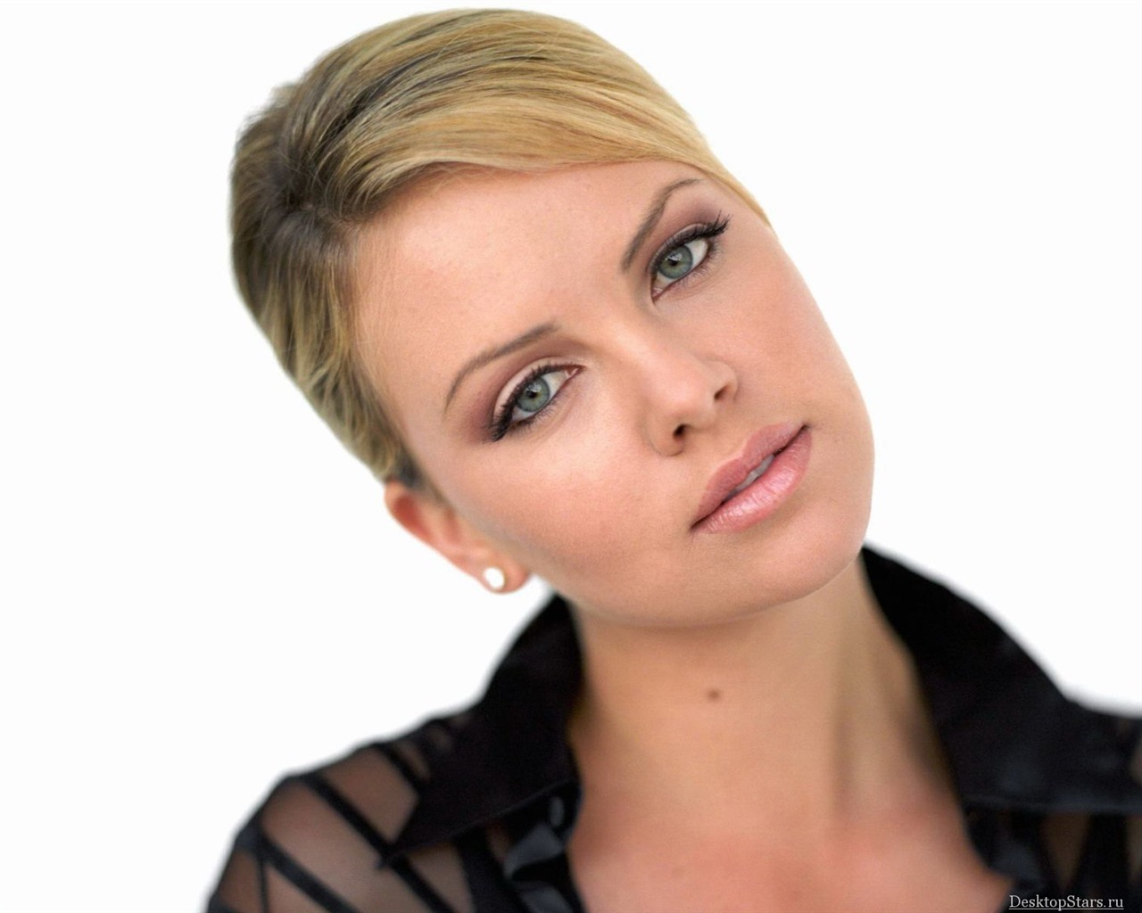 Charlize Theron beau fond d'écran (3) #5 - 1280x1024