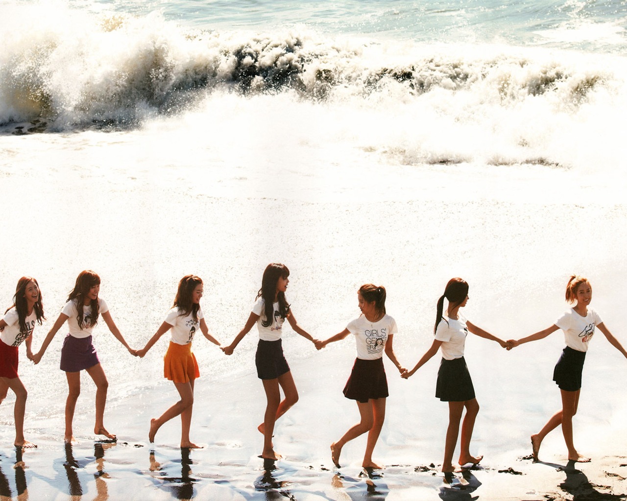 Fond d'écran Generation Girls (5) #16 - 1280x1024
