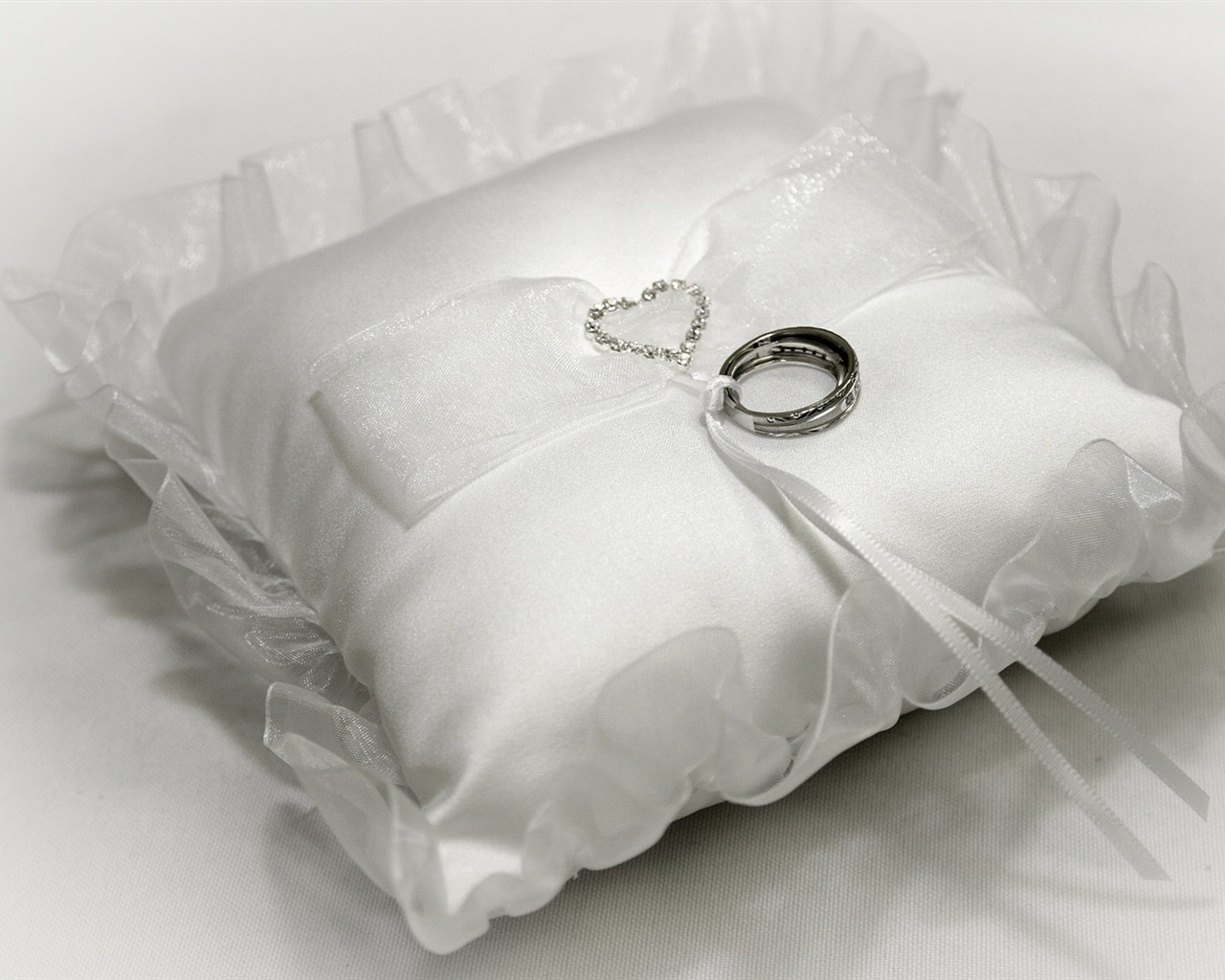Svatby a svatební prsten tapety (1) #10 - 1280x1024