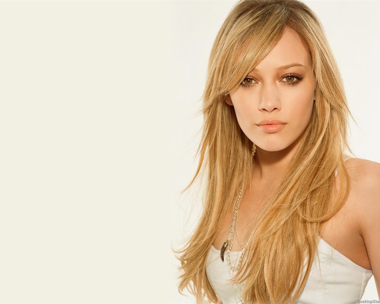 Hilary Duff beautiful wallpaper (2) #1 - 1280x1024