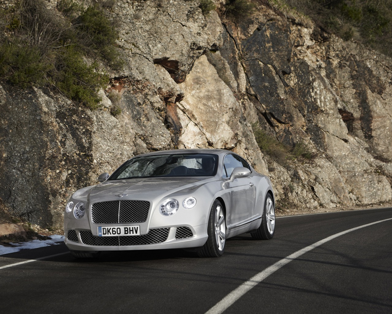 Bentley Continental GT - 2010 fonds d'écran HD #2 - 1280x1024