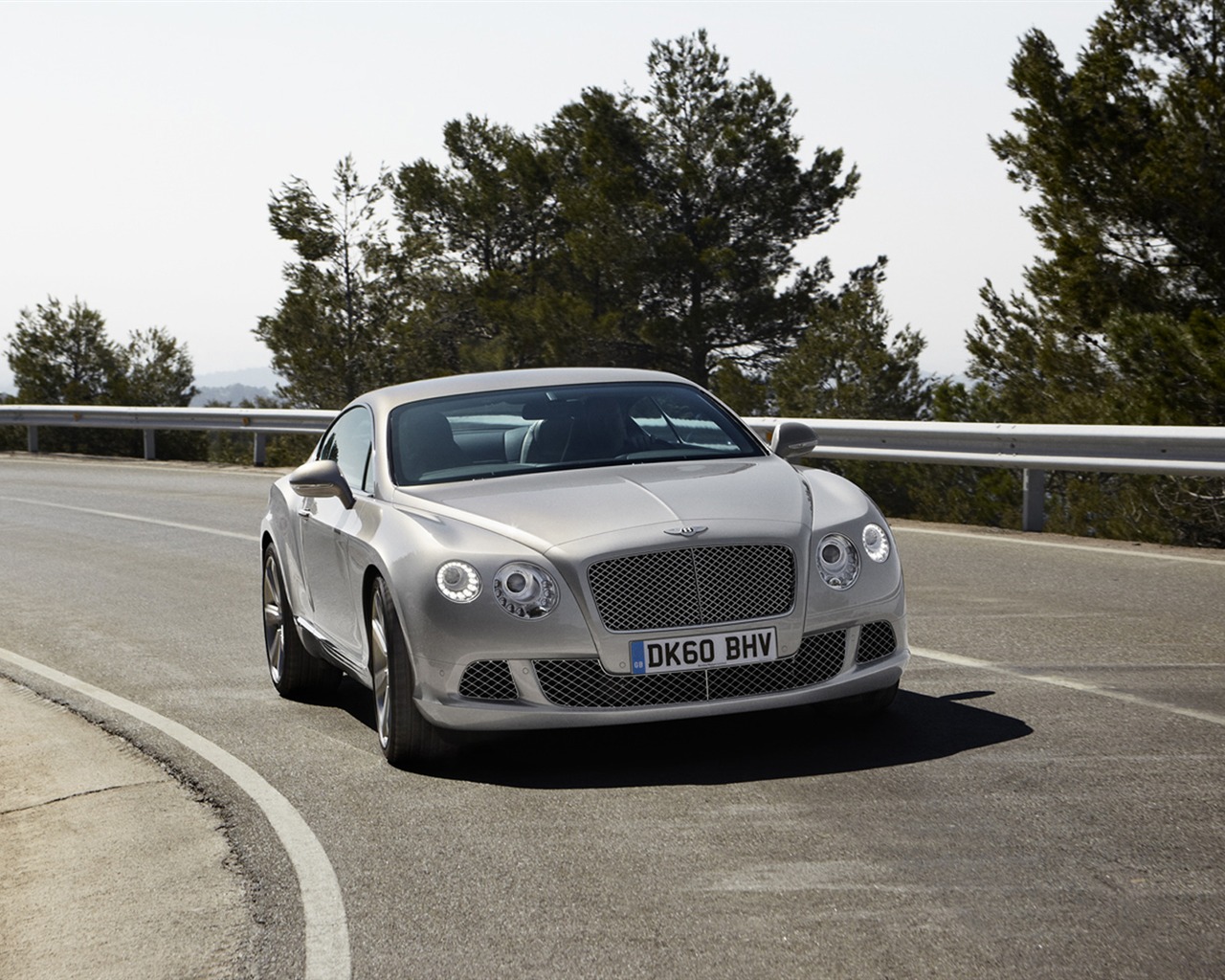 Bentley Continental GT - 2010 HD wallpaper #6 - 1280x1024