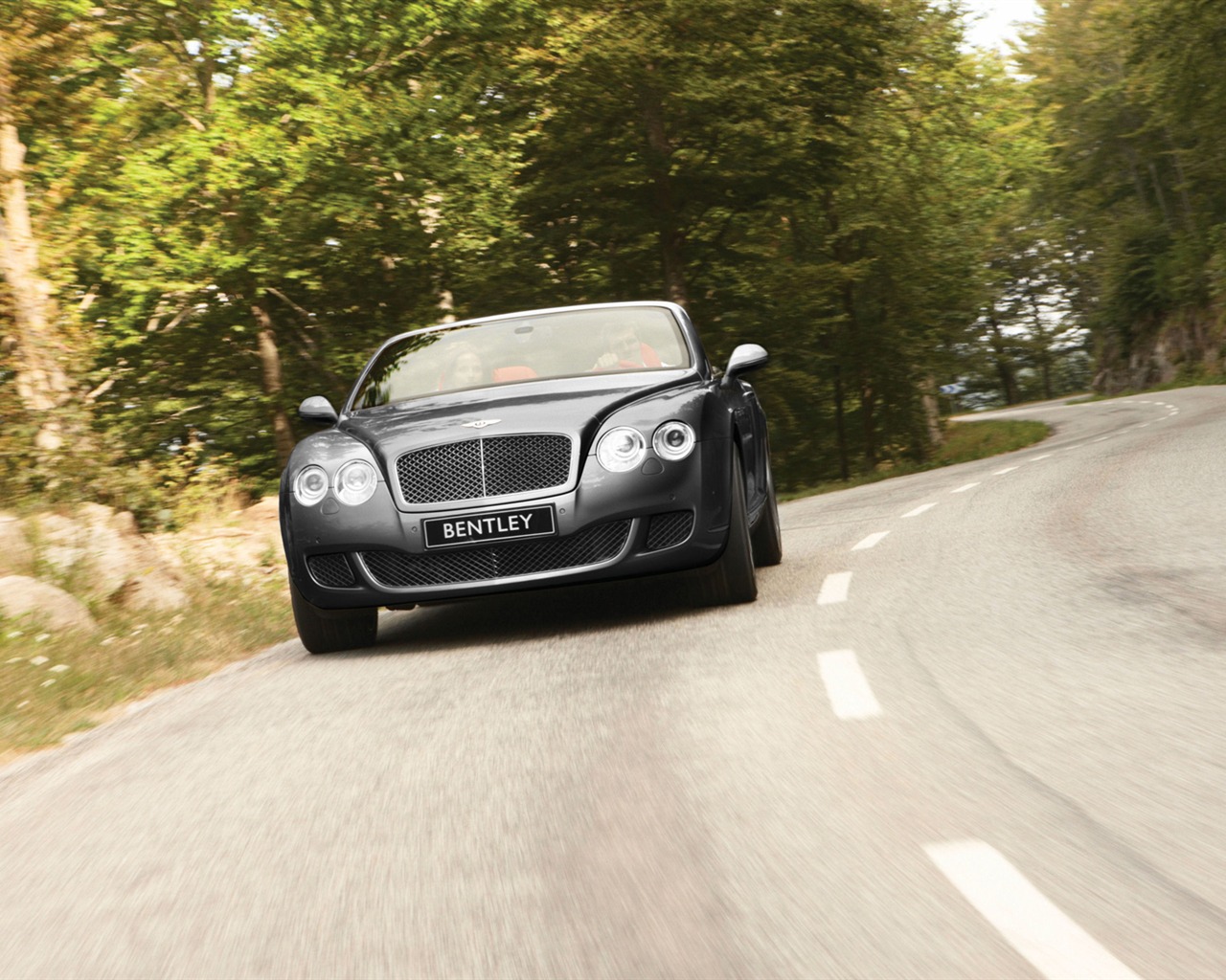 Bentley Continental GTC Speed - 2010 HD wallpaper #5 - 1280x1024