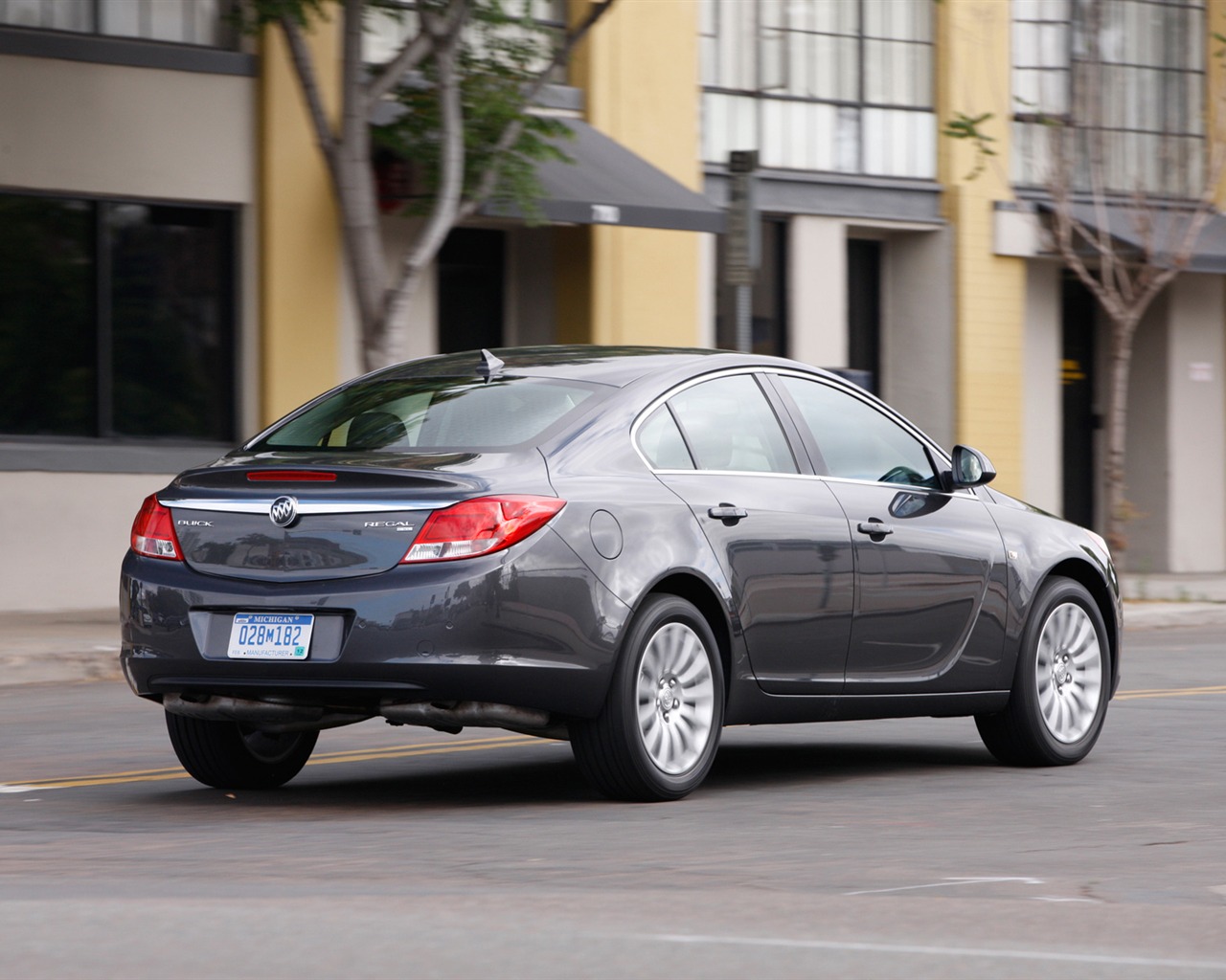 Buick Regal - 2011 HD wallpaper #42 - 1280x1024