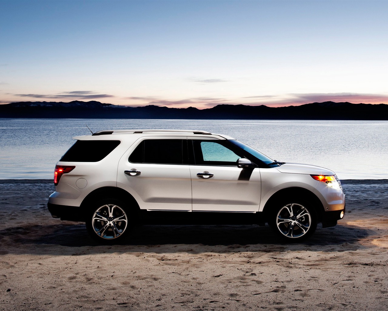 Ford Explorer Limited - 2011 福特 #1 - 1280x1024