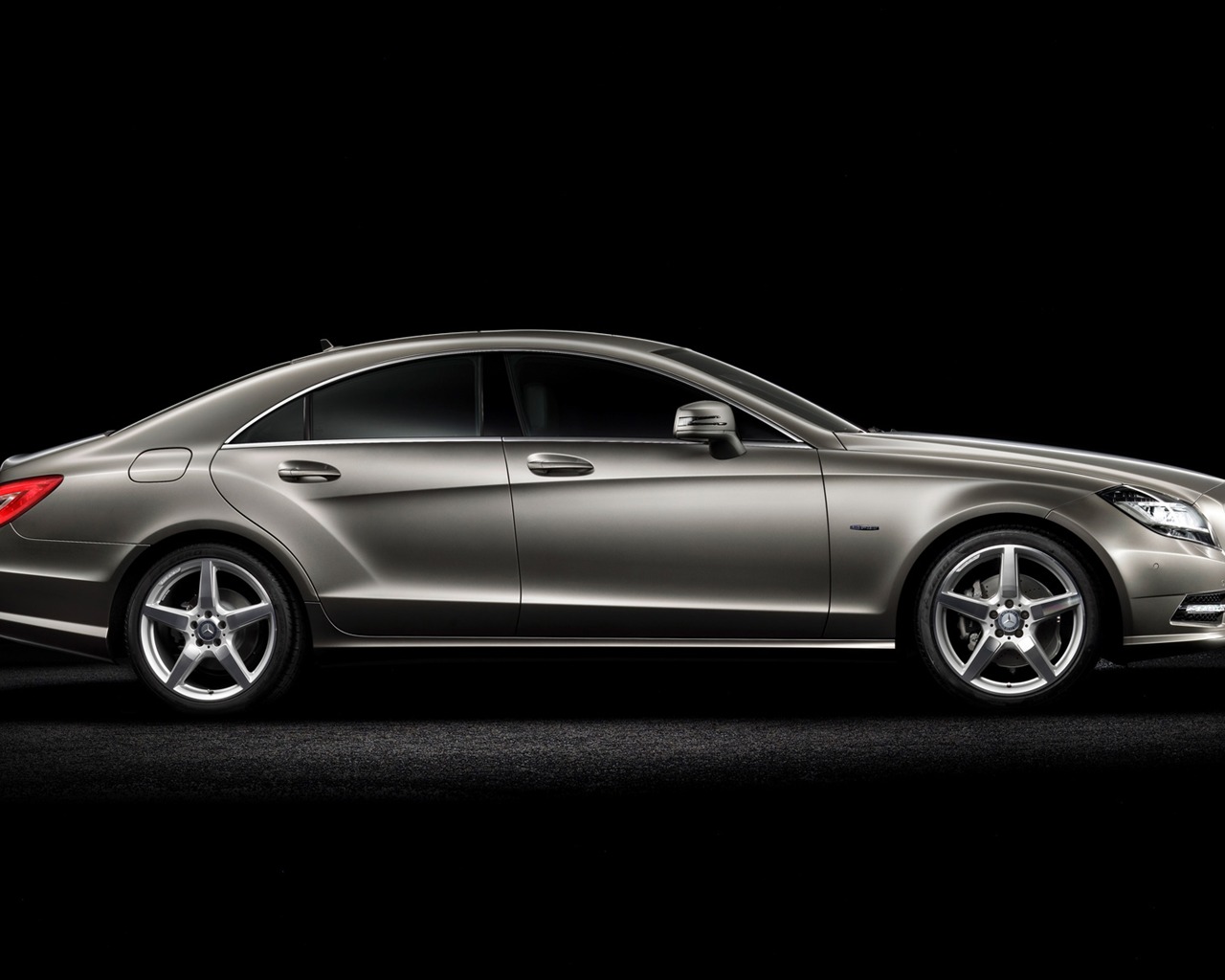 Mercedes-Benz CLS-class - 2010 奔驰1 - 1280x1024