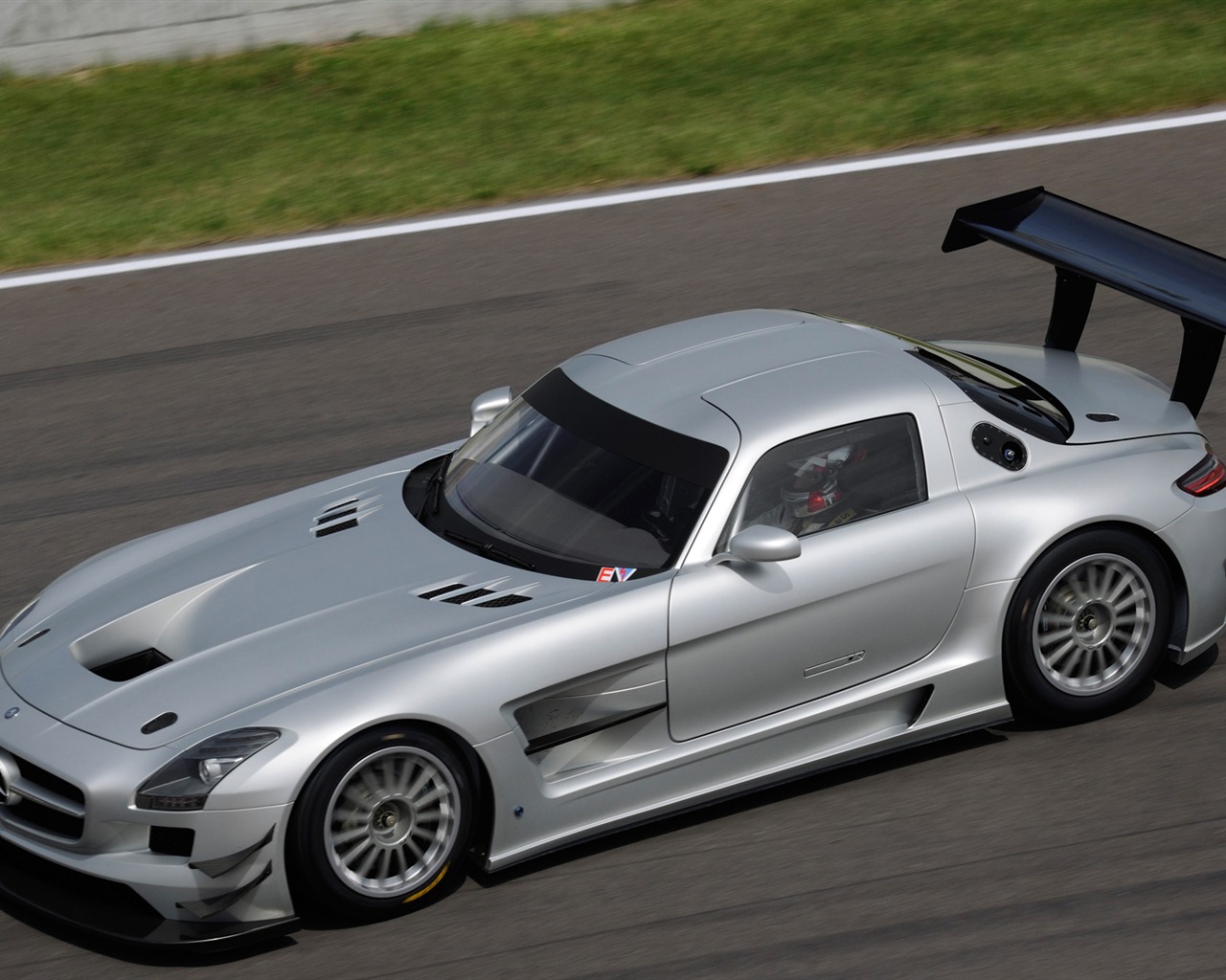 Mercedes-Benz SLS AMG GT3 - 2010 HD tapetu #11 - 1280x1024