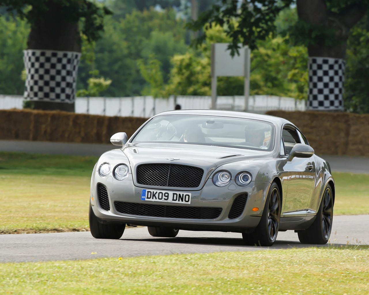 Bentley Continental Supersports - 2009 宾利10 - 1280x1024