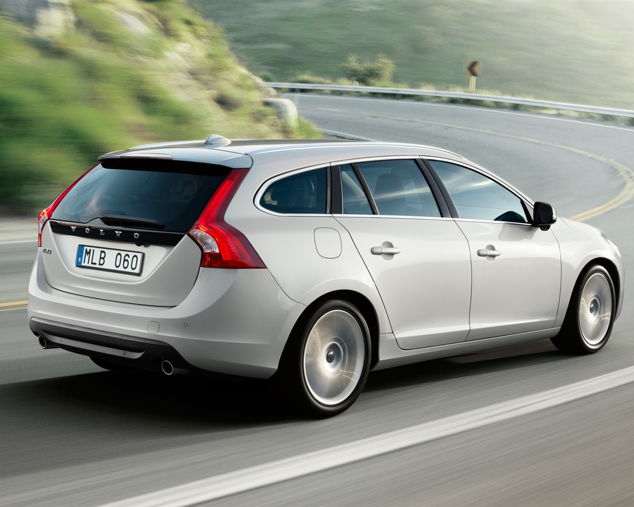 Volvo V60 - 2010 HD tapetu #14 - 1280x1024