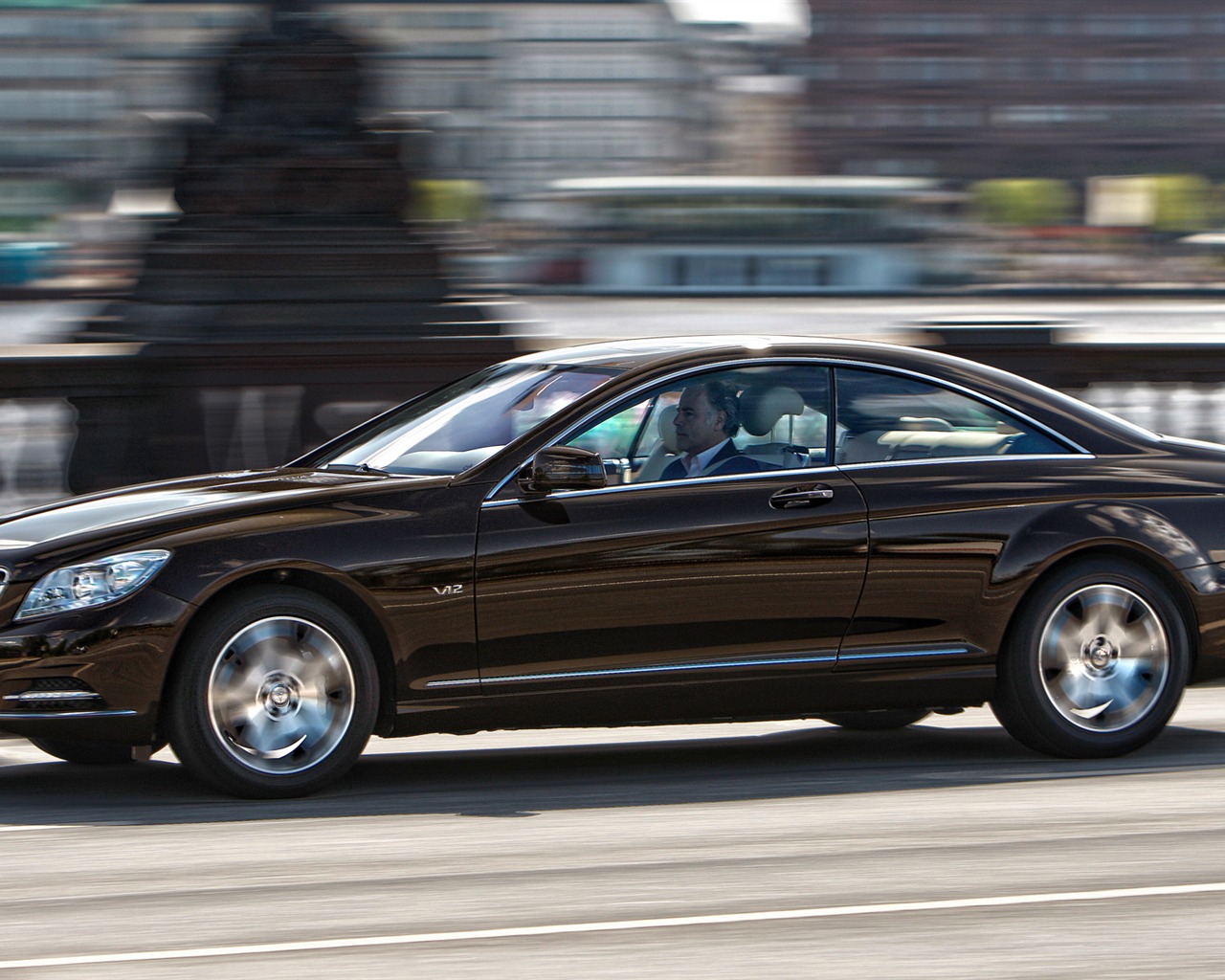 Mercedes-Benz CL600 - 2010 fonds d'écran HD #15 - 1280x1024