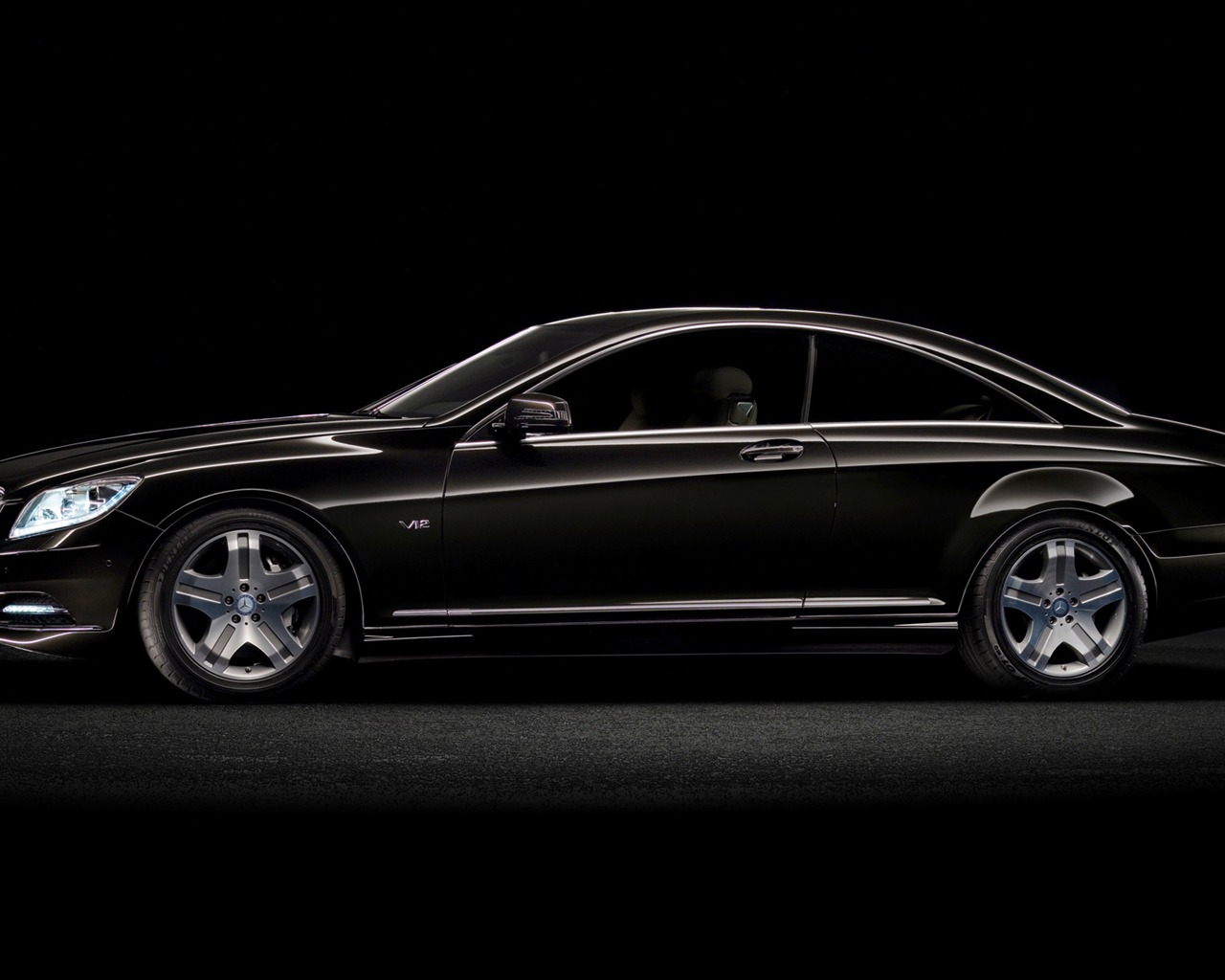 Mercedes-Benz CL600 - 2010 HD Wallpaper #30 - 1280x1024