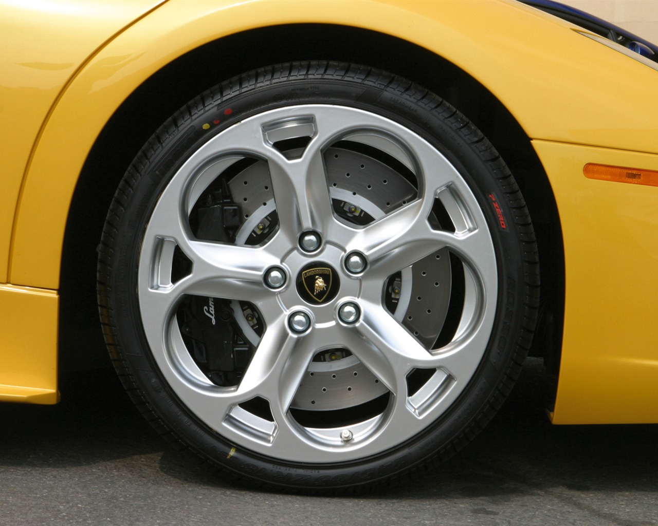 Lamborghini Murcielago Roadster - 2004 HD обои #41 - 1280x1024