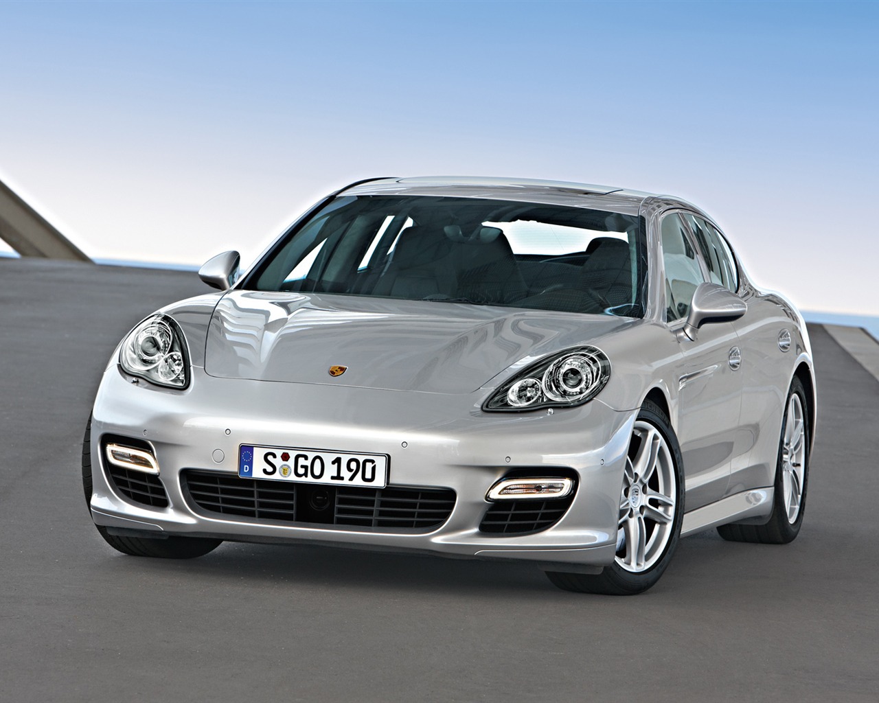 Porsche Panamera Turbo - 2009 fonds d'écran HD #32 - 1280x1024