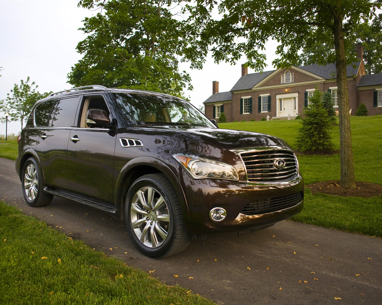 Infiniti QX56 - 2011 HD wallpaper #11 - 1280x1024