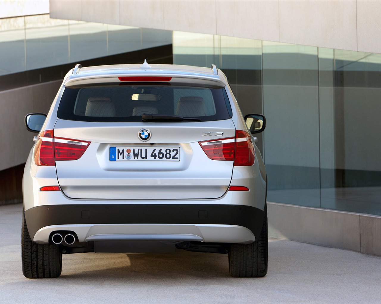 BMW X3 xDrive35i - 2010 宝马(一)7 - 1280x1024