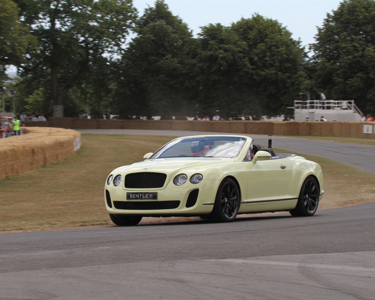 Bentley Continental Supersports Cabrio - 2010 HD Wallpaper #26 - 1280x1024