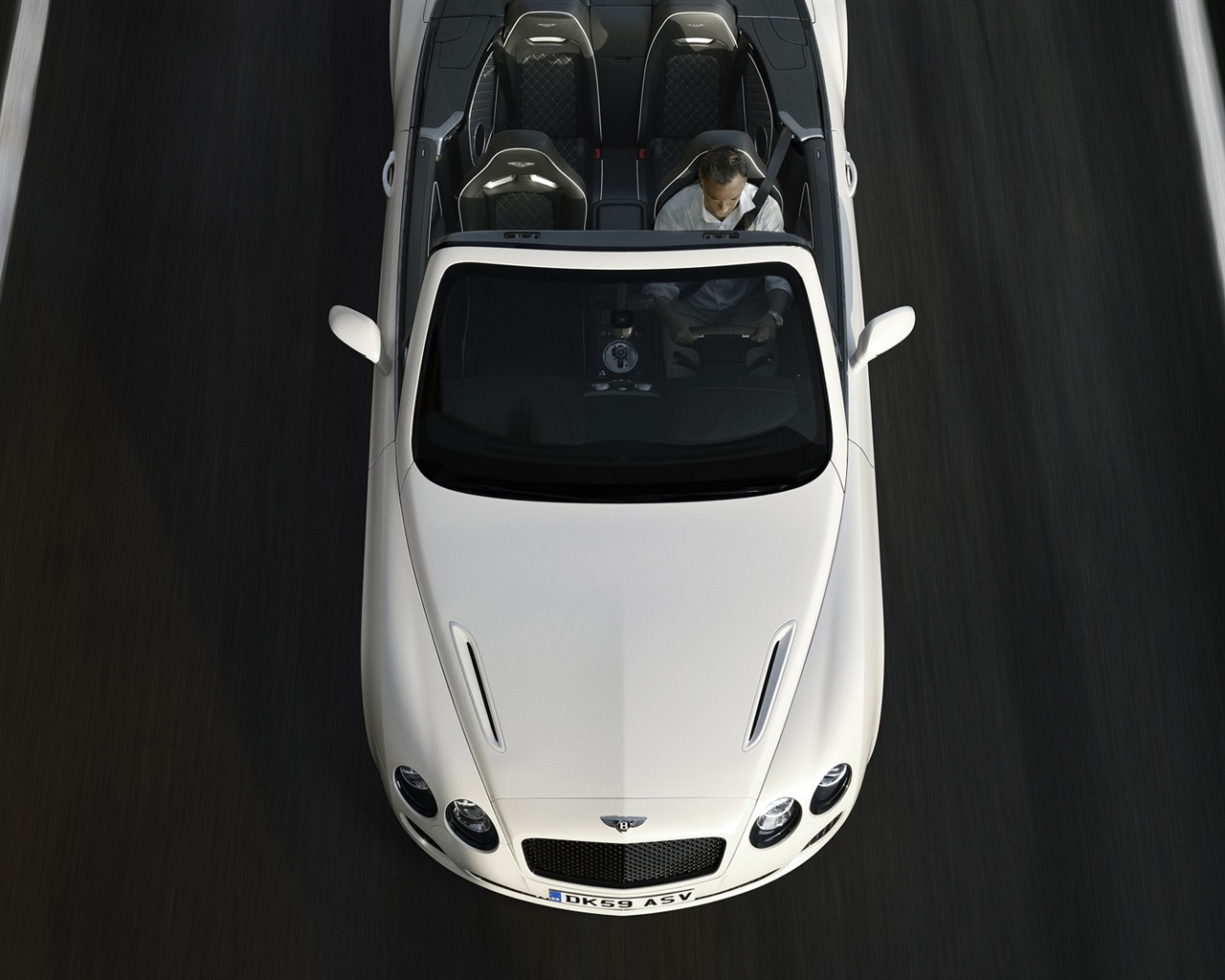 Bentley Continental Supersports Convertible - 2010 宾利44 - 1280x1024