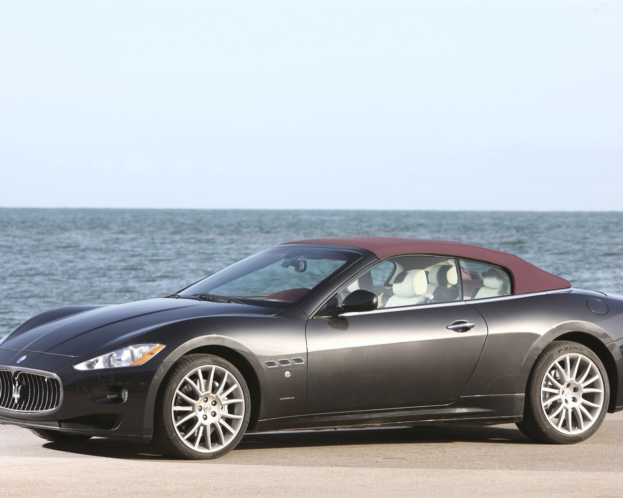 Maserati GranCabrio - 2010의 HD 벽지 #13 - 1280x1024