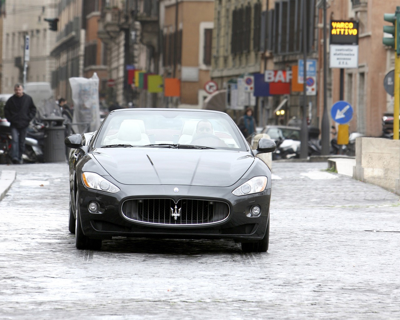 Maserati GranCabrio - 2010 HD tapetu #22 - 1280x1024