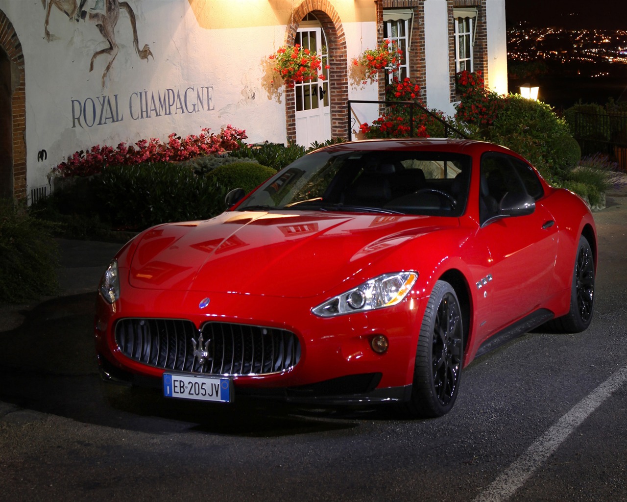 Maserati GranTurismo - 2010 HD обои #34 - 1280x1024