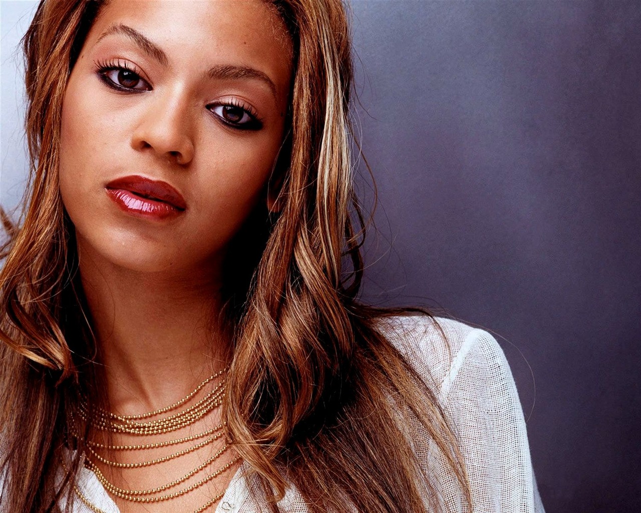 Beyonce Knowles krásnou tapetu #2 - 1280x1024