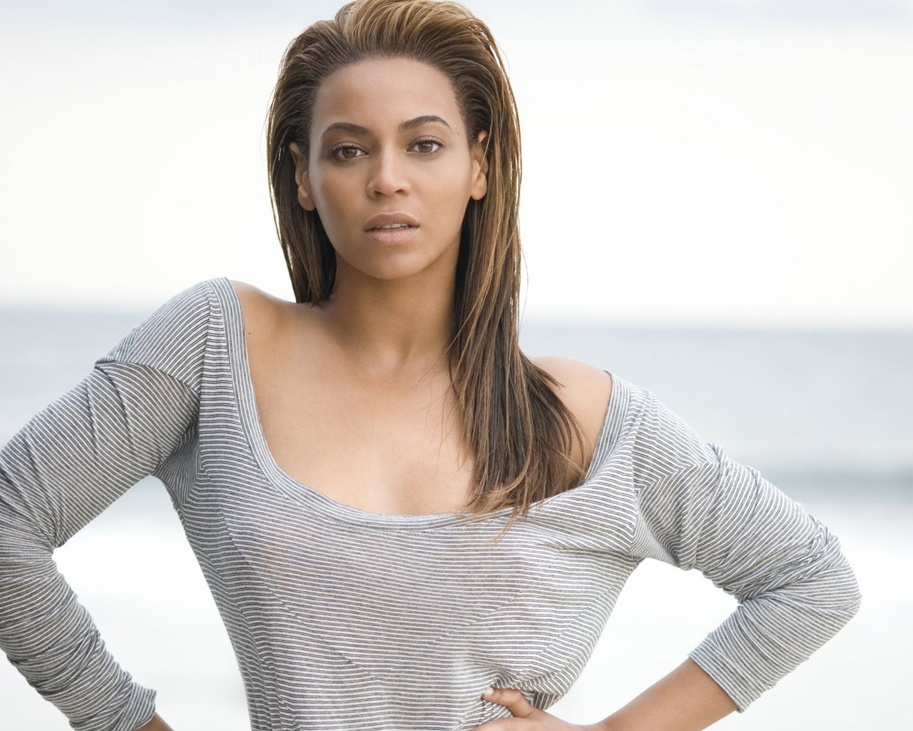 Beyonce Knowles krásnou tapetu #13 - 1280x1024