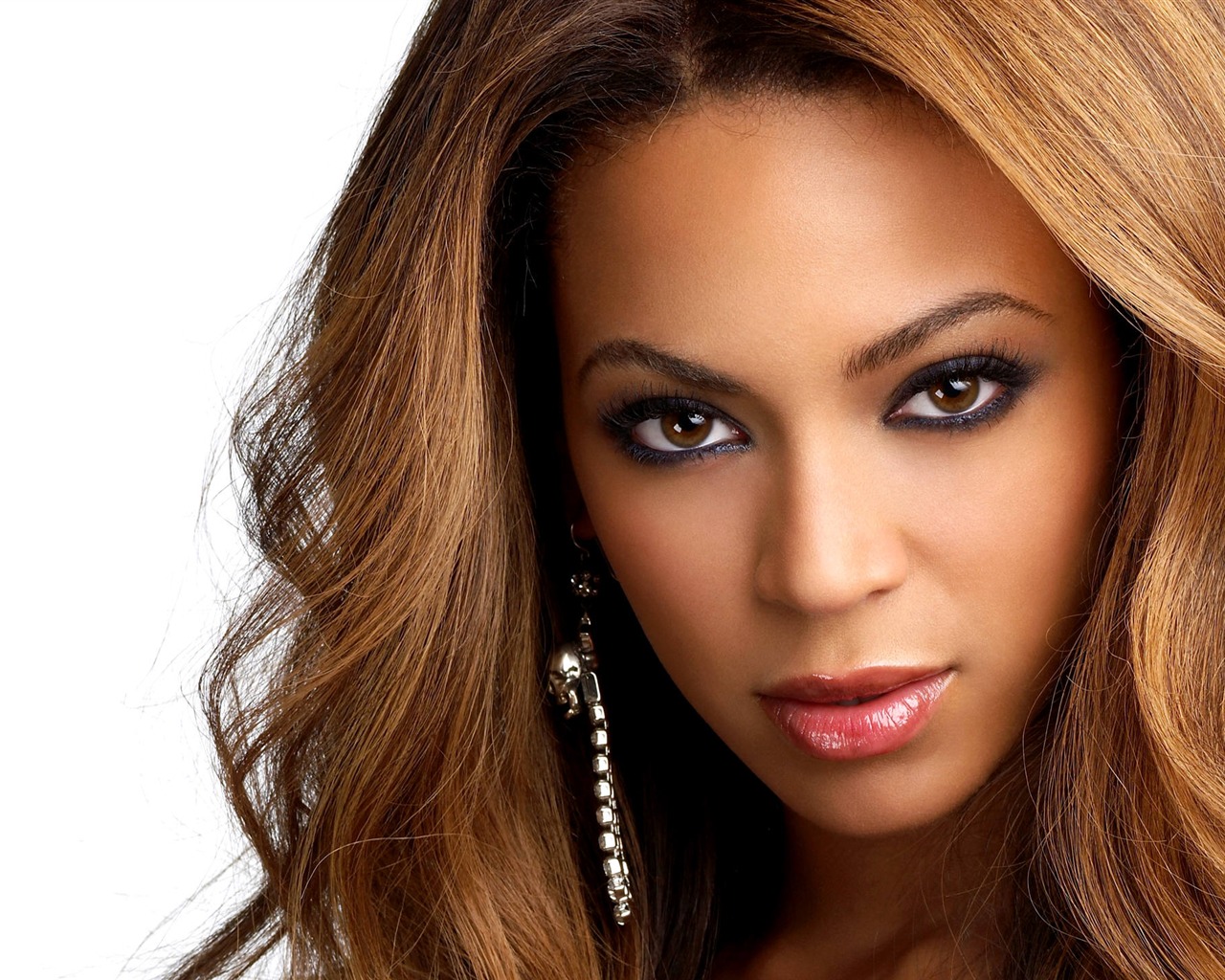 Beyonce Knowles krásnou tapetu #41 - 1280x1024