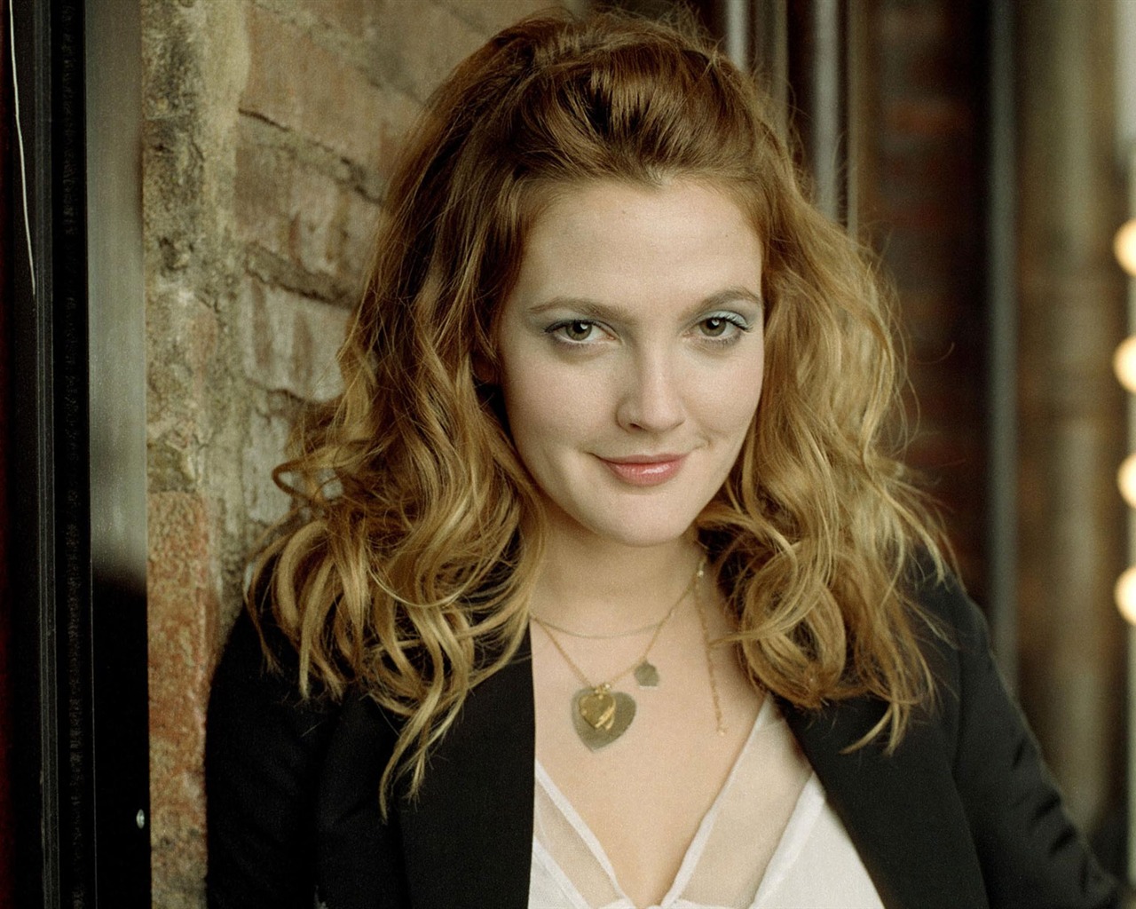 Drew Barrymore schöne Tapete #1 - 1280x1024