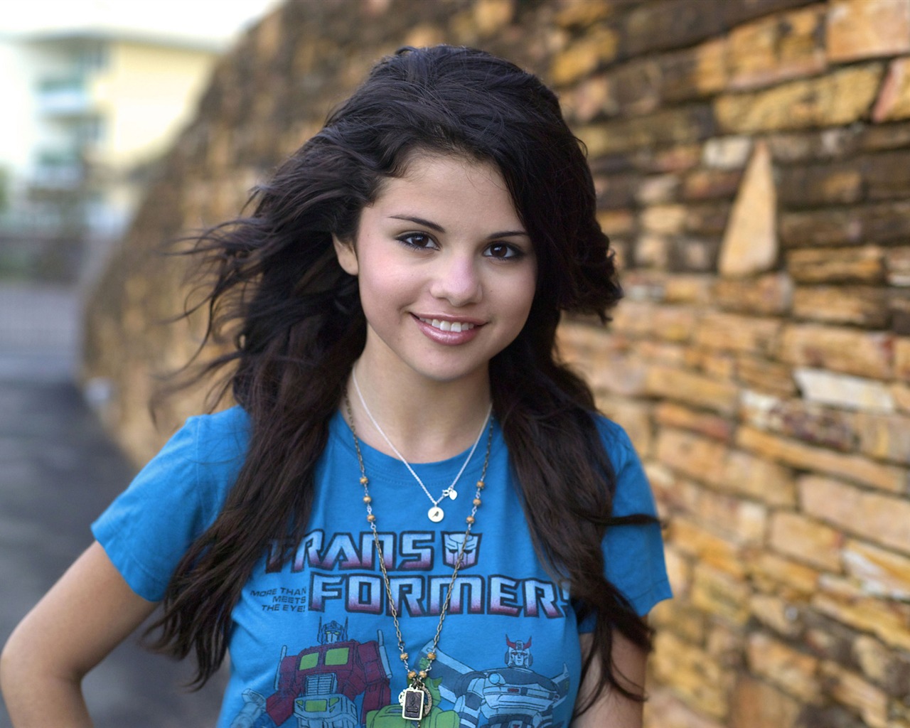 Selena Gomez beautiful wallpaper #23 - 1280x1024