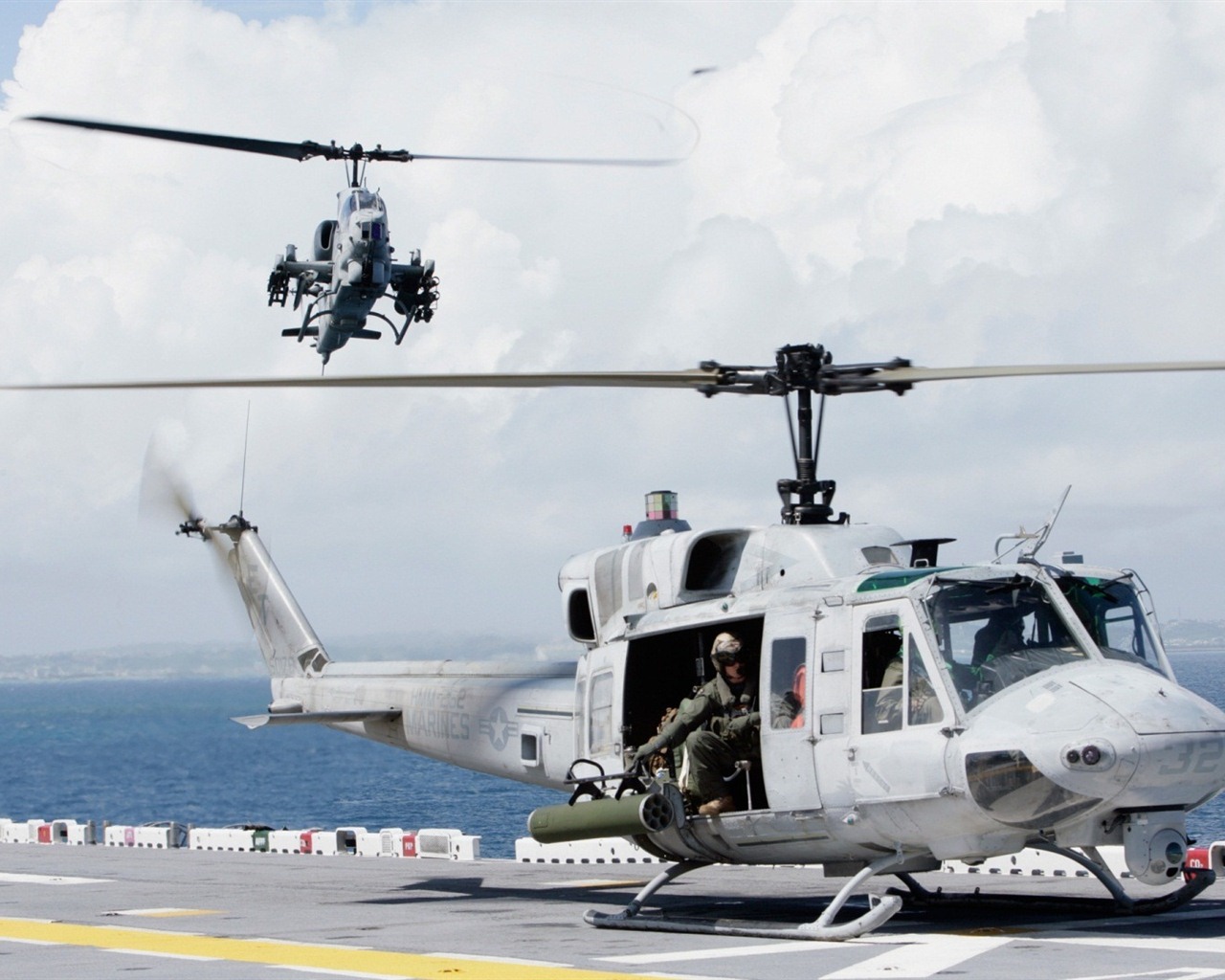 Военные вертолеты HD обои #16 - 1280x1024