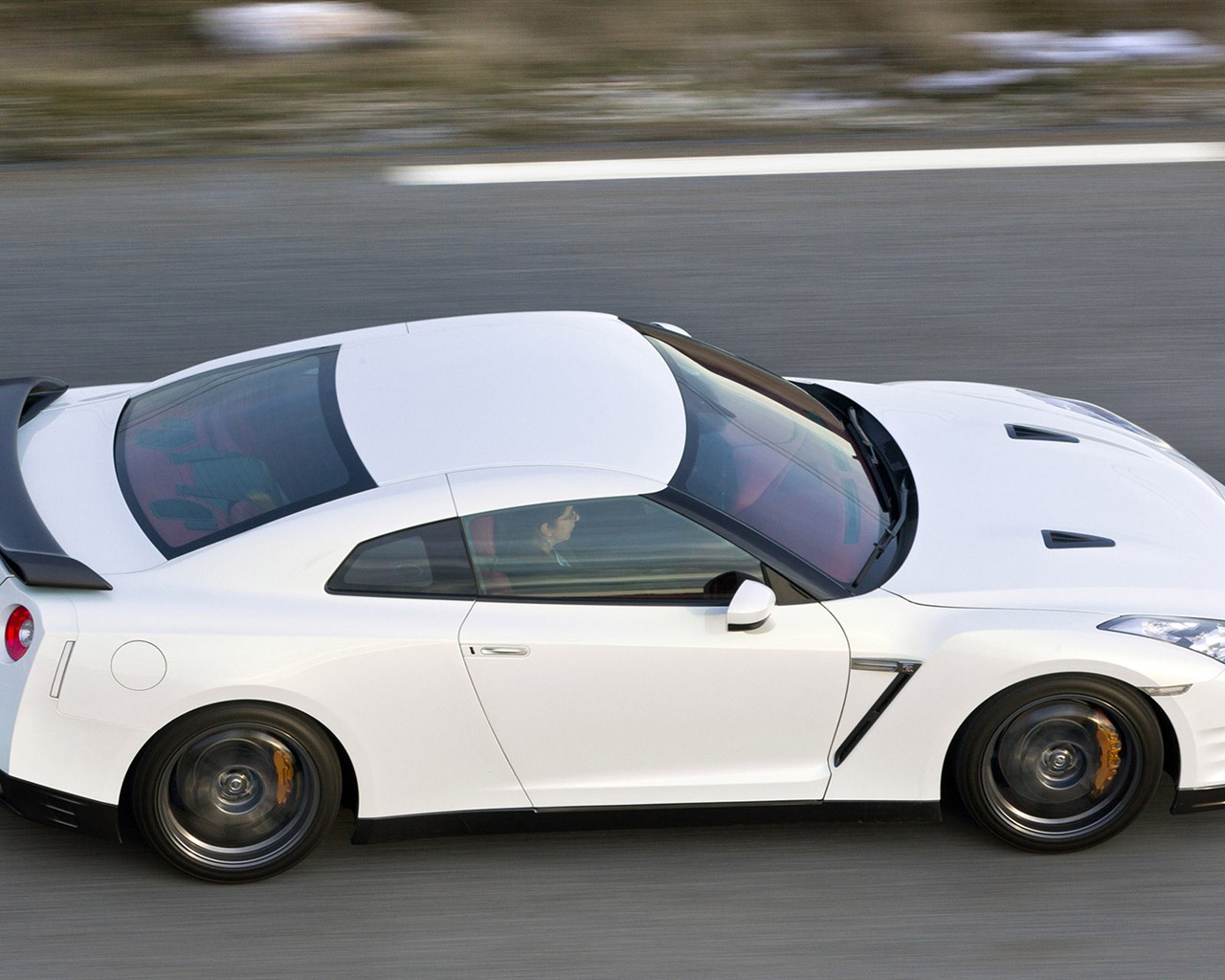 日産GT-Rエゴイスト2011 HDの壁紙 #35 - 1280x1024