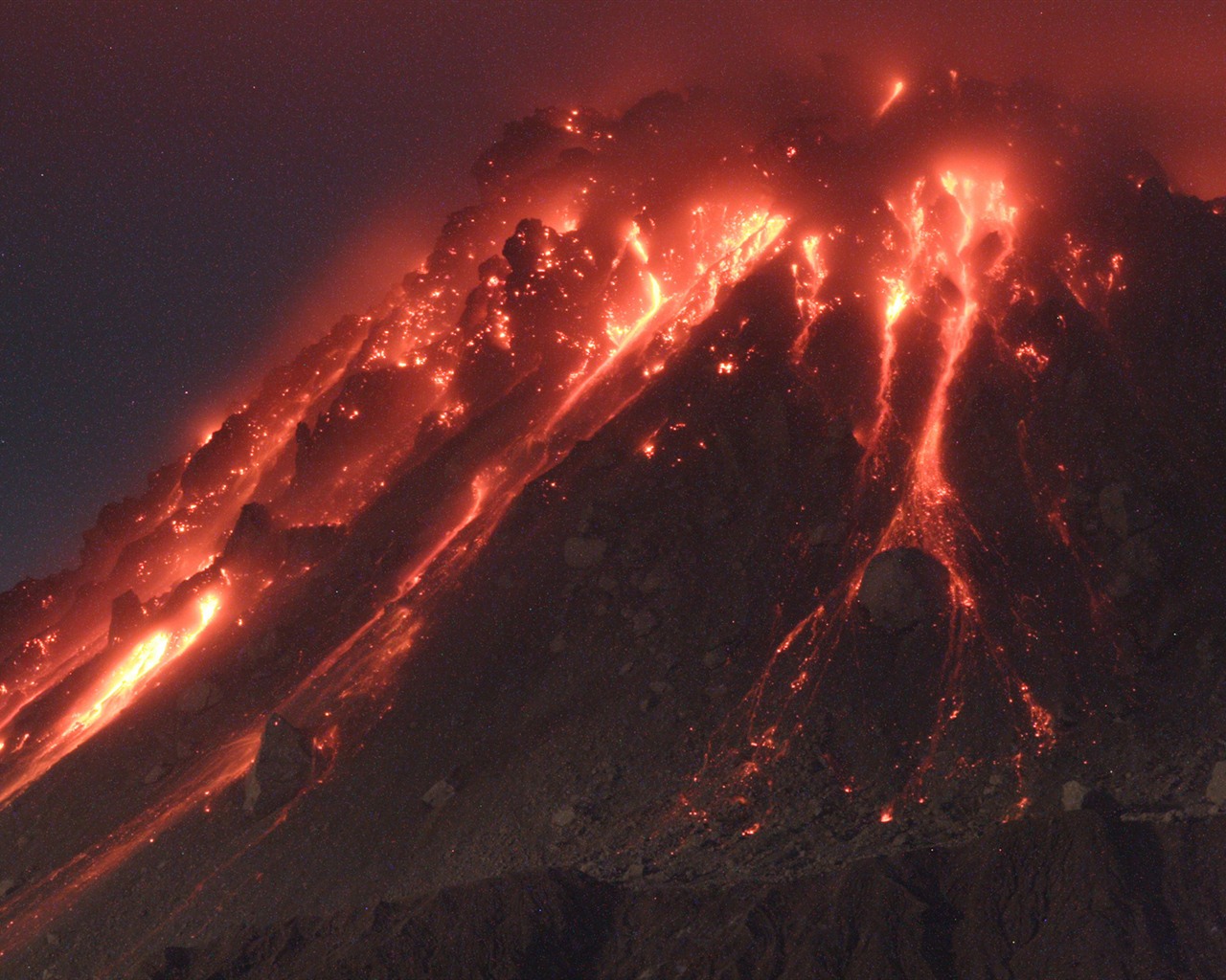 Vulkanausbruch von der herrlichen Landschaft Tapeten #1 - 1280x1024