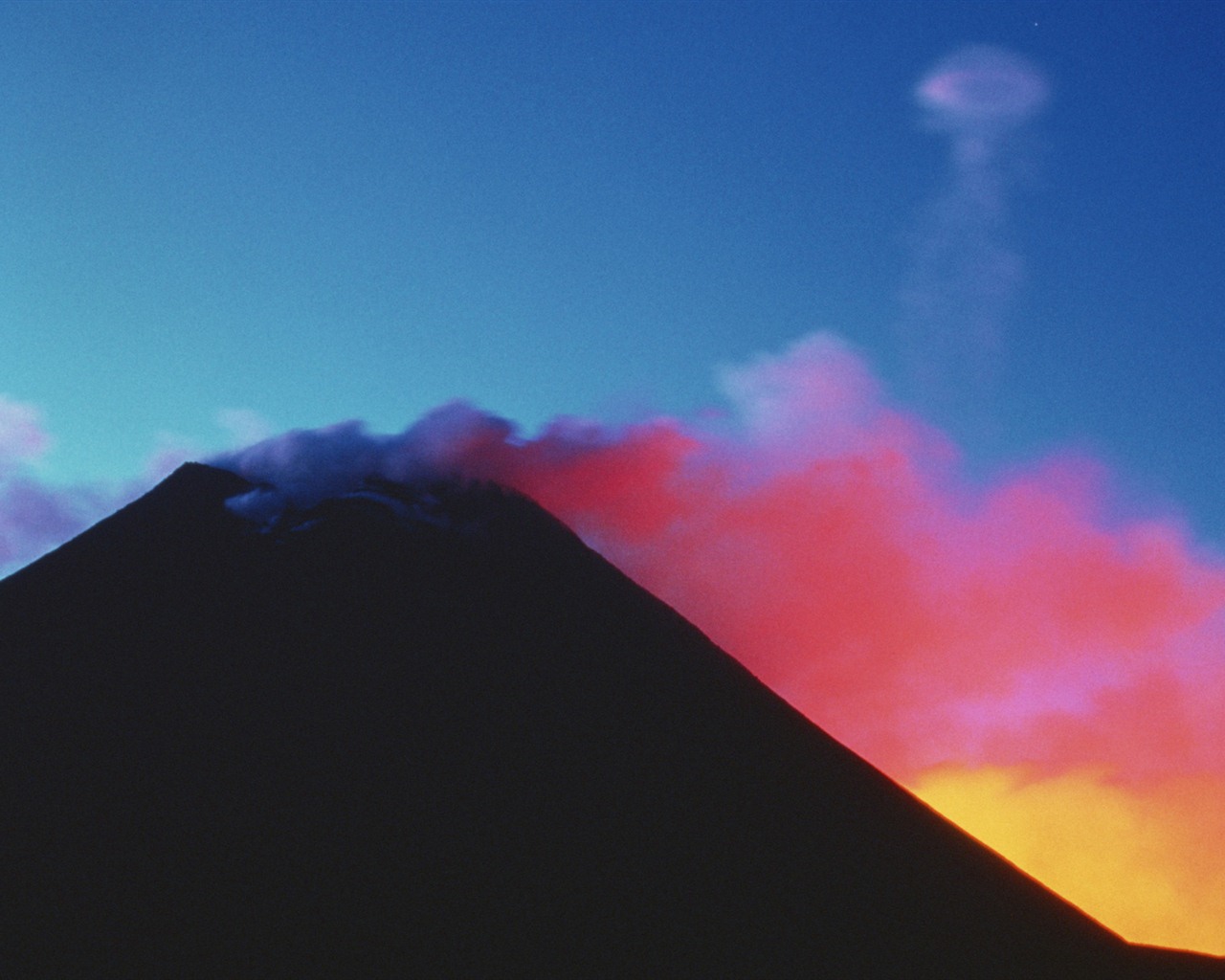 Vulkanausbruch von der herrlichen Landschaft Tapeten #14 - 1280x1024