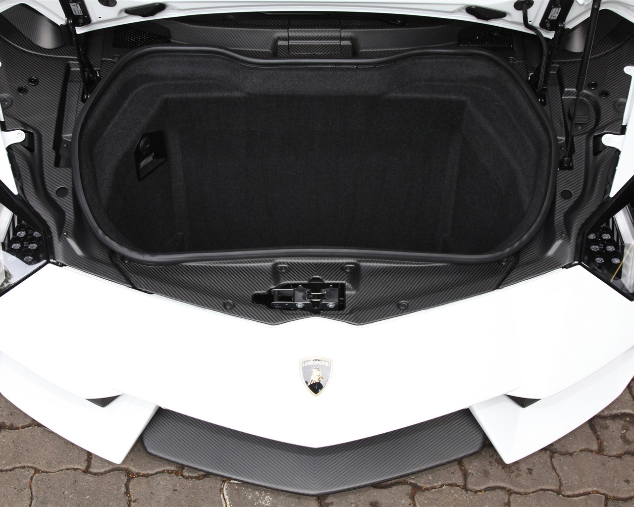 2012 Lamborghini Aventador LP700-4 HD обои #5 - 1280x1024