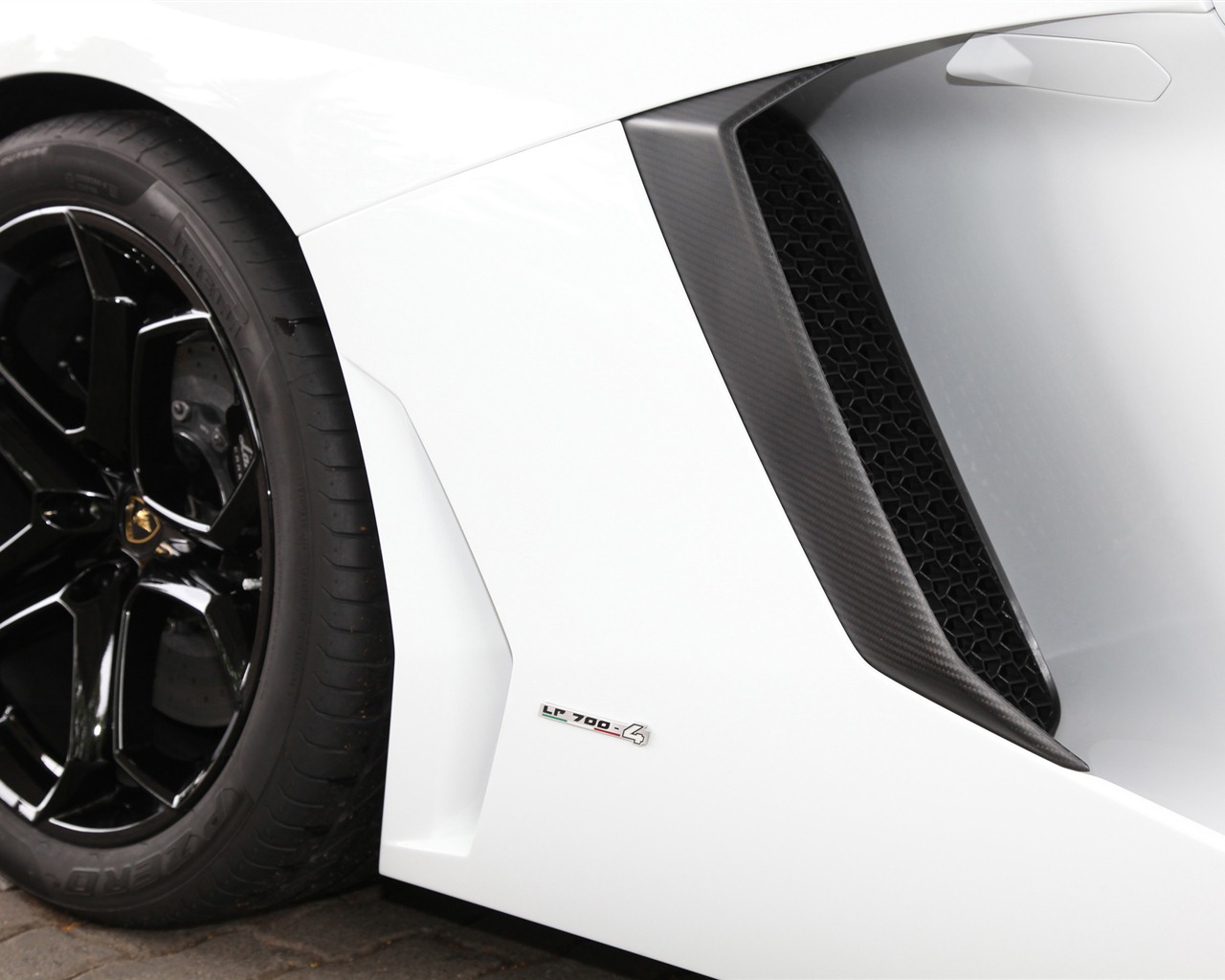 2012 Lamborghini Aventador LP700-4 兰博基尼 高清壁纸9 - 1280x1024