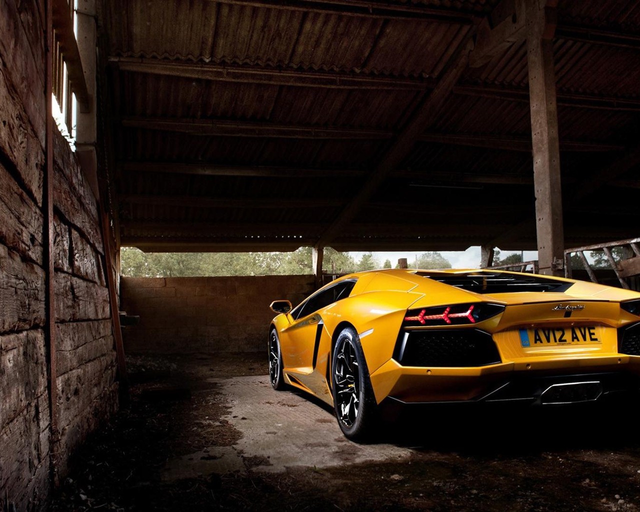 2012 Lamborghini Aventador LP700-4 HD wallpapers #20 - 1280x1024